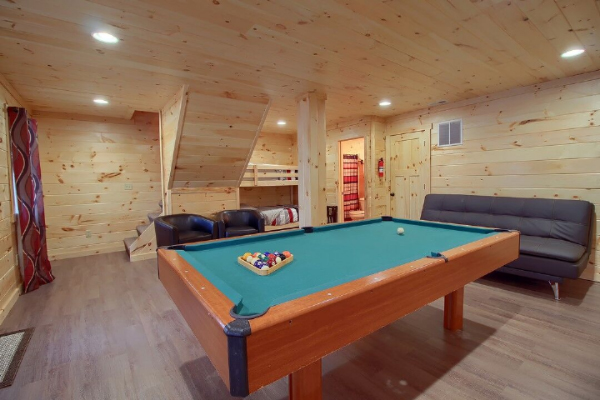entertainment room with pool table